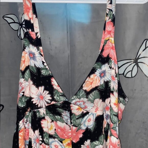 Oneill floral dress Medium - Picture 5 of 7